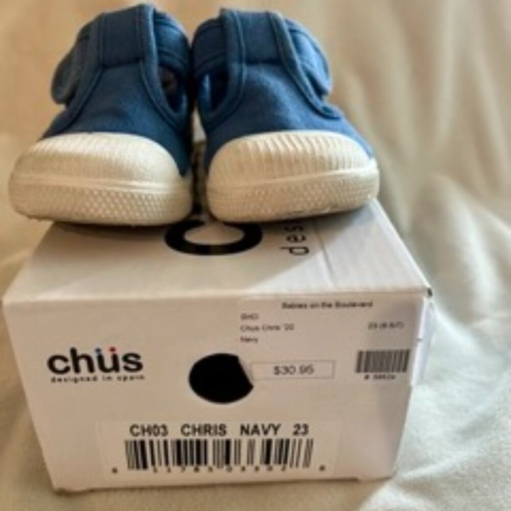 chus toddler shoes, navy and white, size 23 (6.5/7)